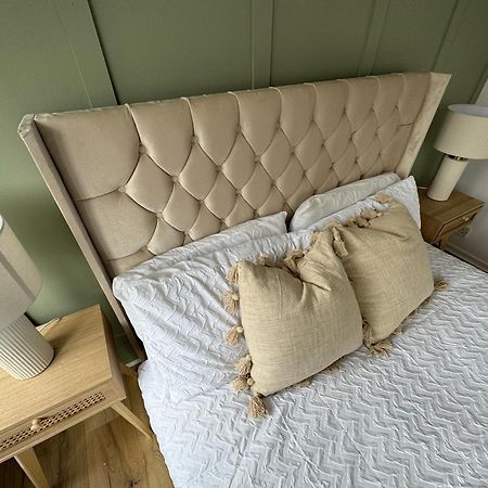 Grace House - 15 Minutes To Central London Thamesmead  Ngoại thất bức ảnh