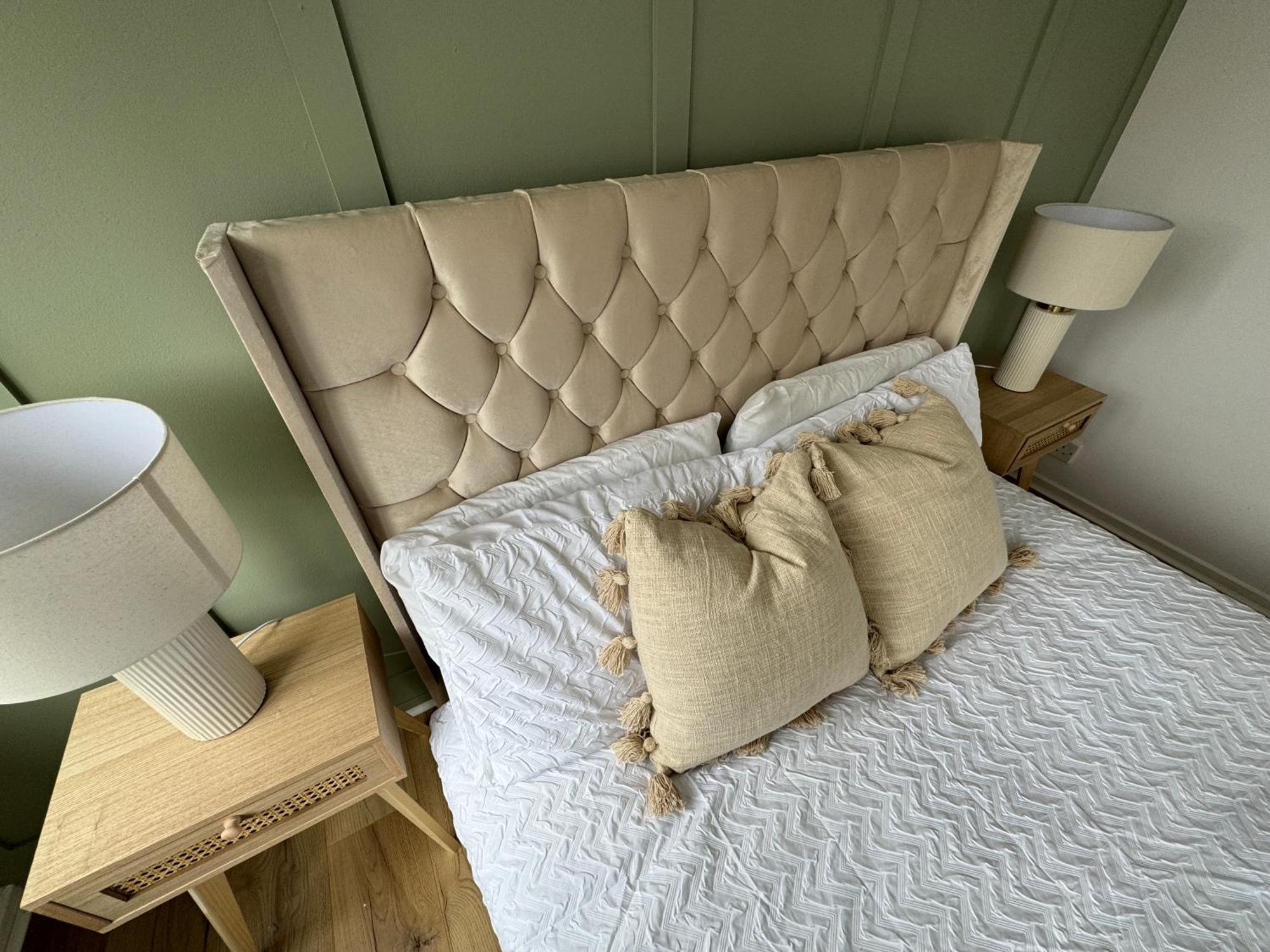 Grace House - 15 Minutes To Central London Thamesmead  Ngoại thất bức ảnh