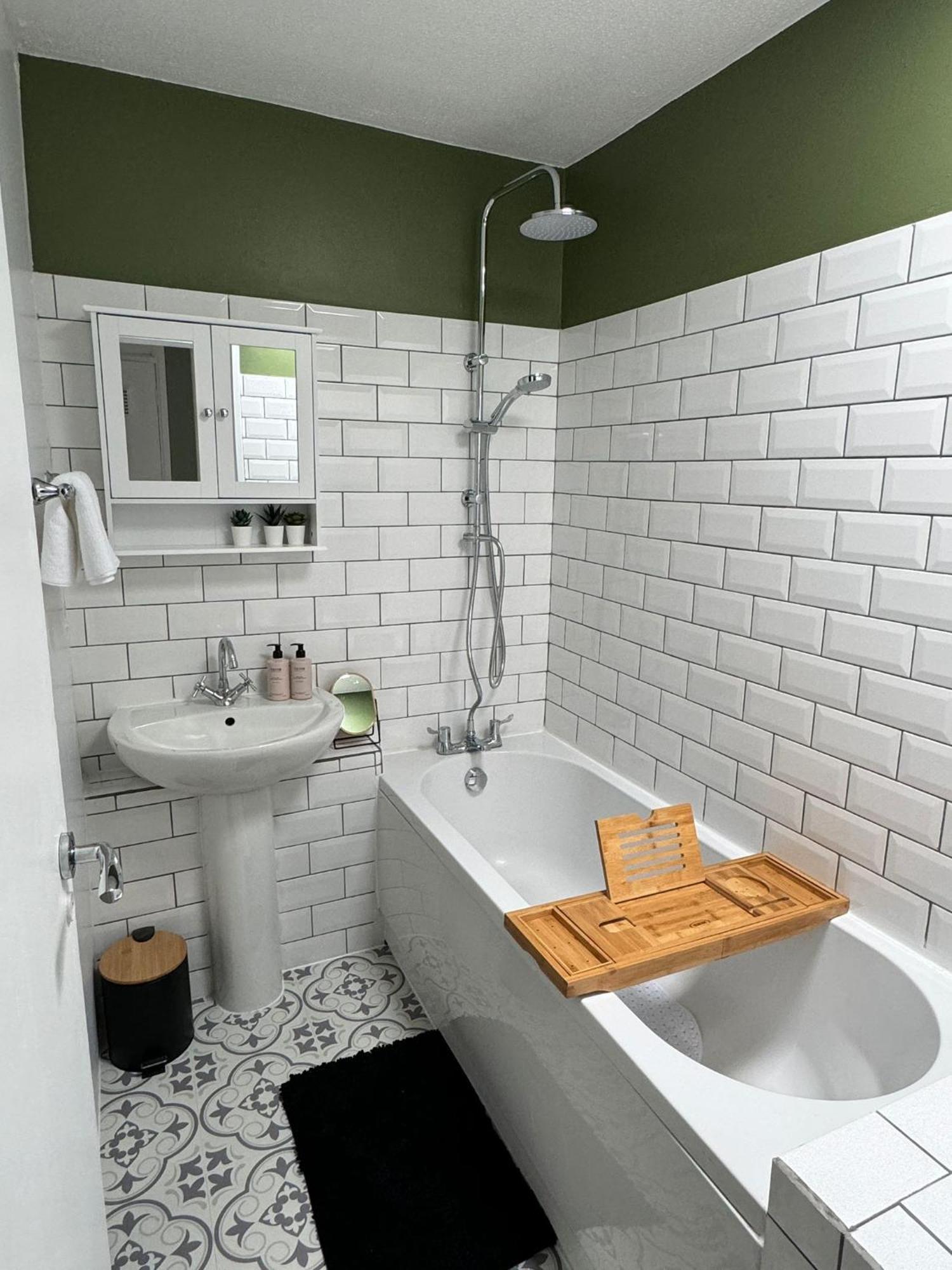 Grace House - 15 Minutes To Central London Thamesmead  Ngoại thất bức ảnh