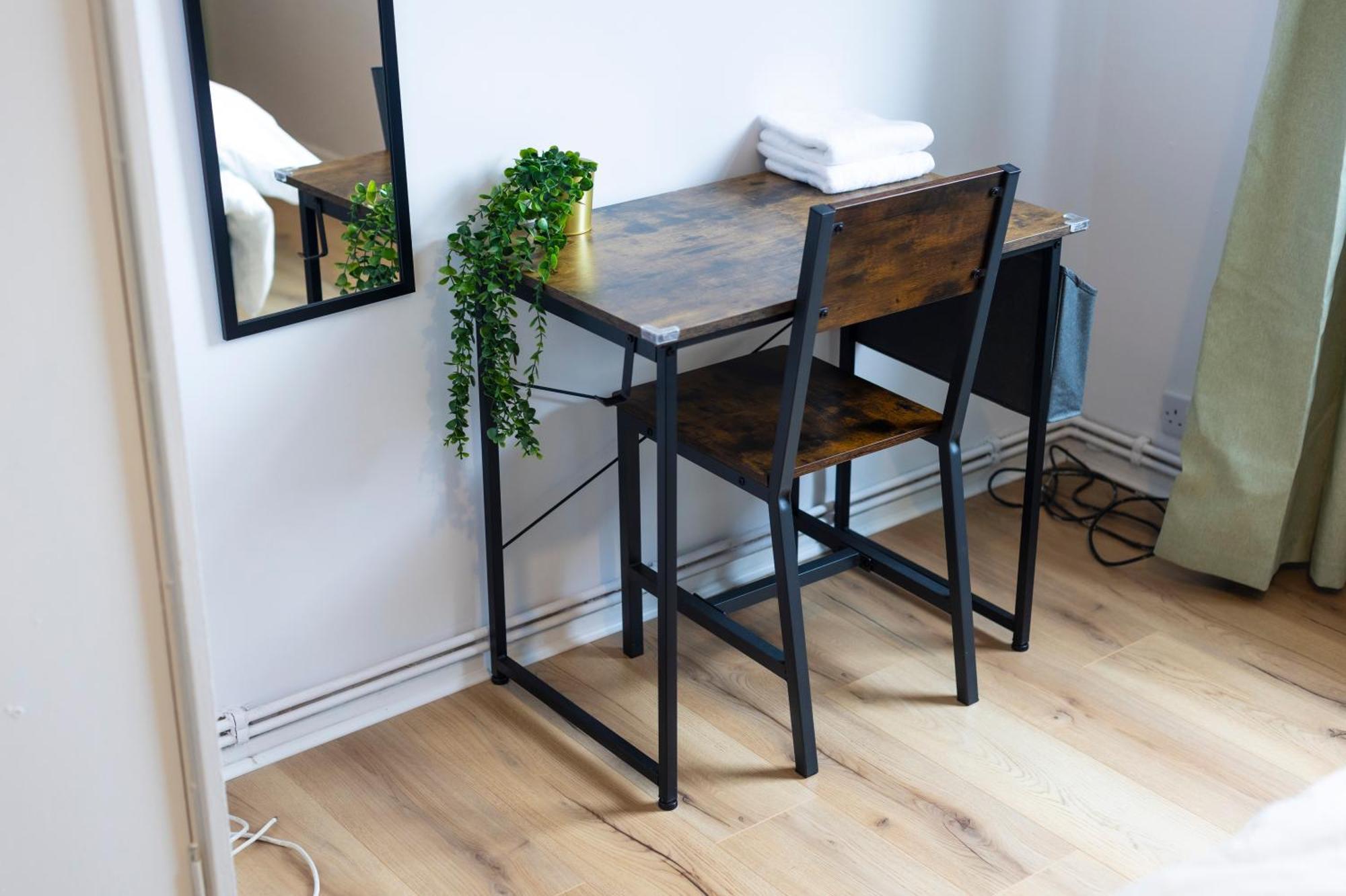 Grace House - 15 Minutes To Central London Thamesmead  Ngoại thất bức ảnh